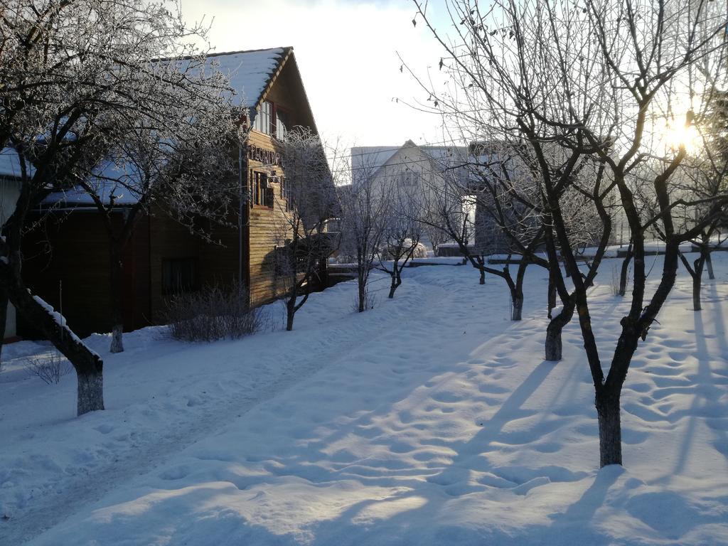 Pensiunea Flori De Camp Vatra Dornei Exteriör bild